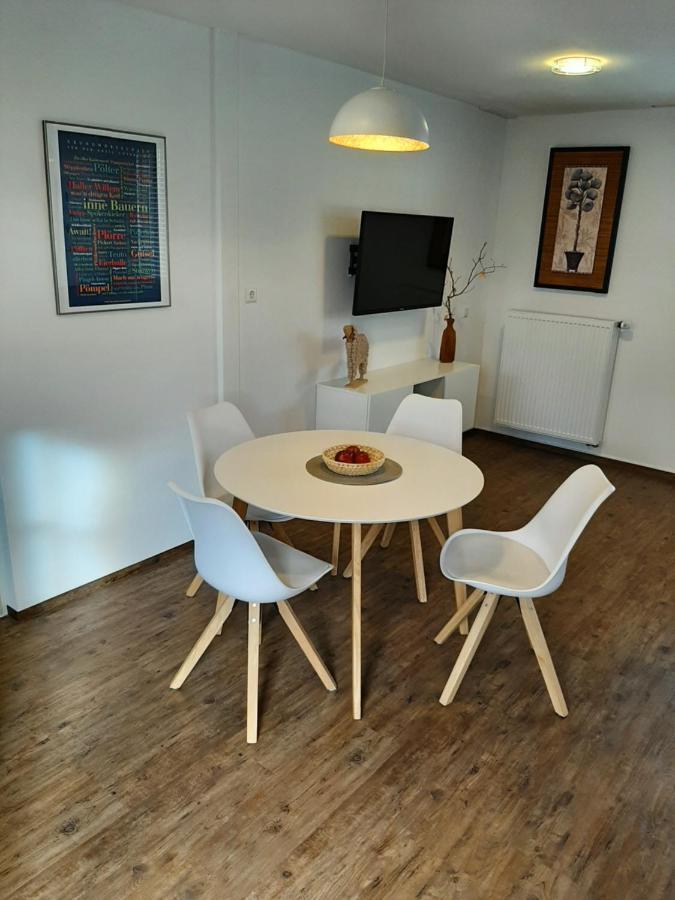 Gemuetliche Ferienwohnung, Laendlich Und Stadtnah, Ruhig Gelegen レーダ・ヴィーデンブリュック エクステリア 写真