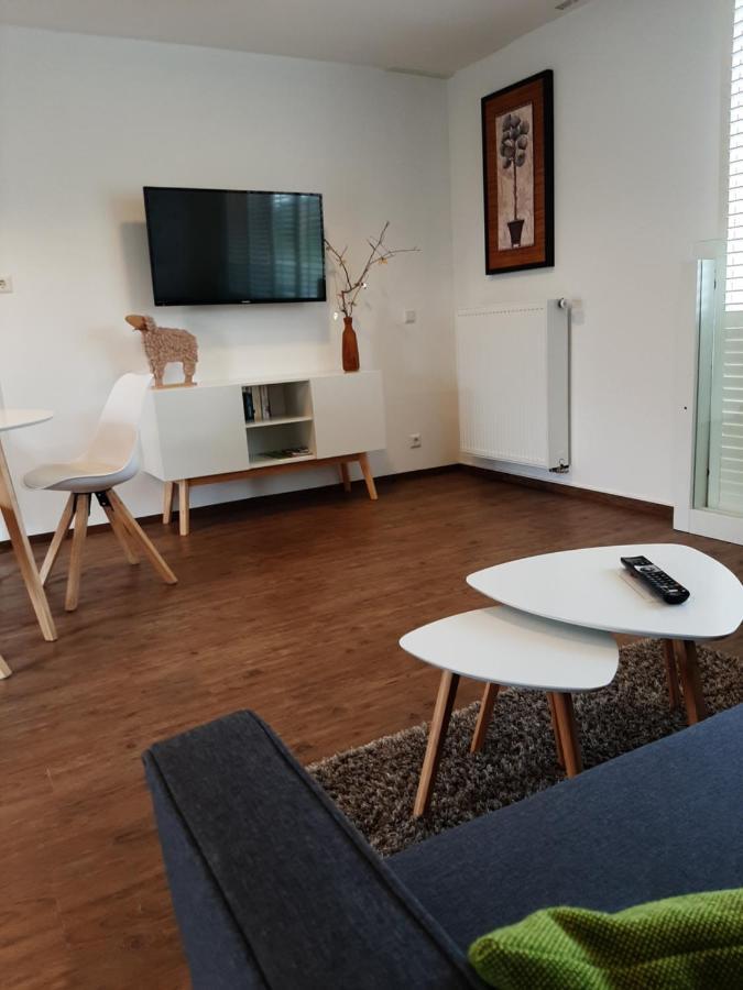 Gemuetliche Ferienwohnung, Laendlich Und Stadtnah, Ruhig Gelegen レーダ・ヴィーデンブリュック エクステリア 写真